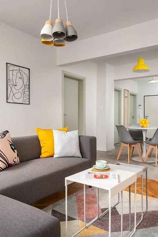 Bright And Stylish 2Bd Flat In The City Centre By Flat Mаnager Sofia