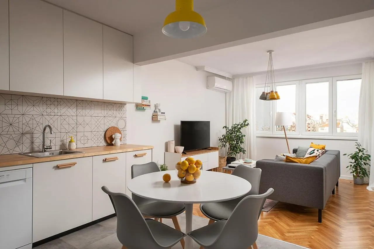 Apartment Bright And Stylish 2Bd Flat In The City Centre By Flat Mаnager Sofia
