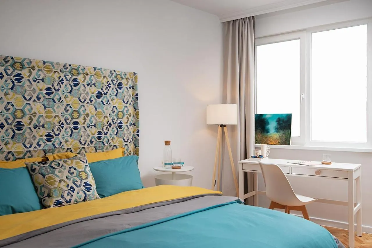 Bright And Stylish 2Bd Flat In The City Centre By Flat Mаnager contacts